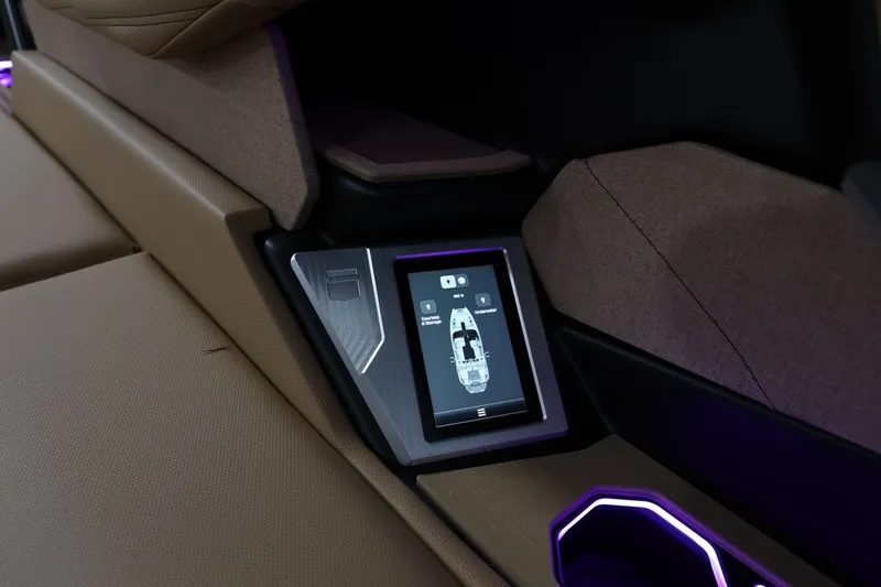 Slide: The Image of MasterCraft X24 2026 - 18