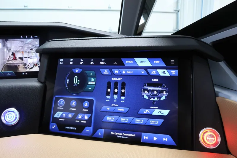 Slide: The Image of MasterCraft X24 2026 - 30