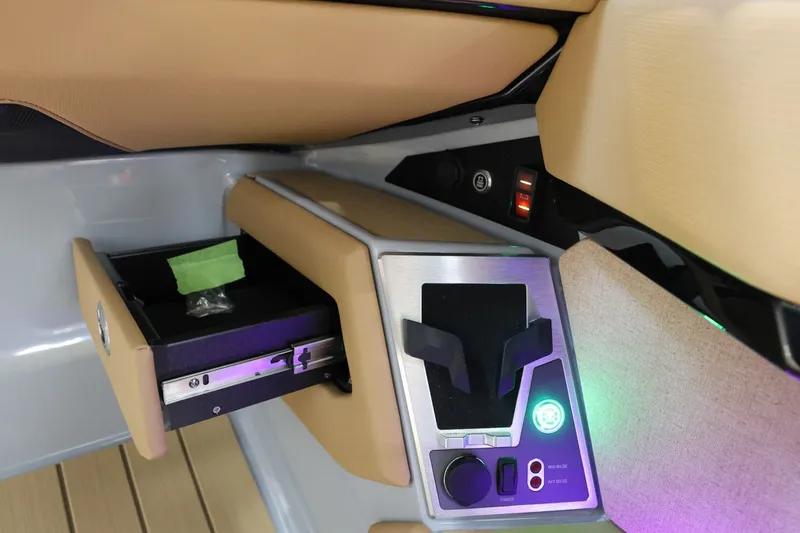 Slide: The Image of MasterCraft X24 2026 - 31