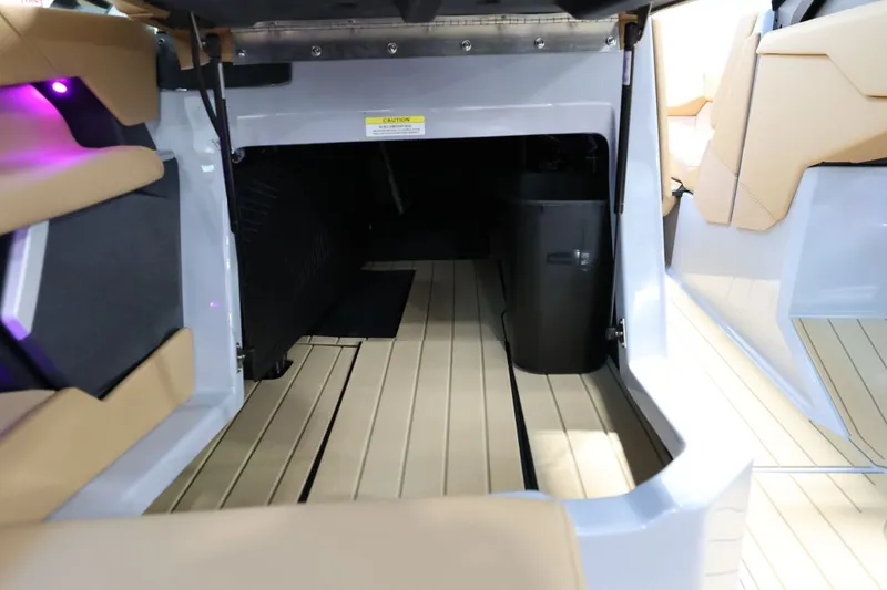 Slide: The Image of MasterCraft X24 2026 - 37