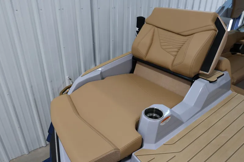 Slide: The Image of MasterCraft X24 2026 - 6