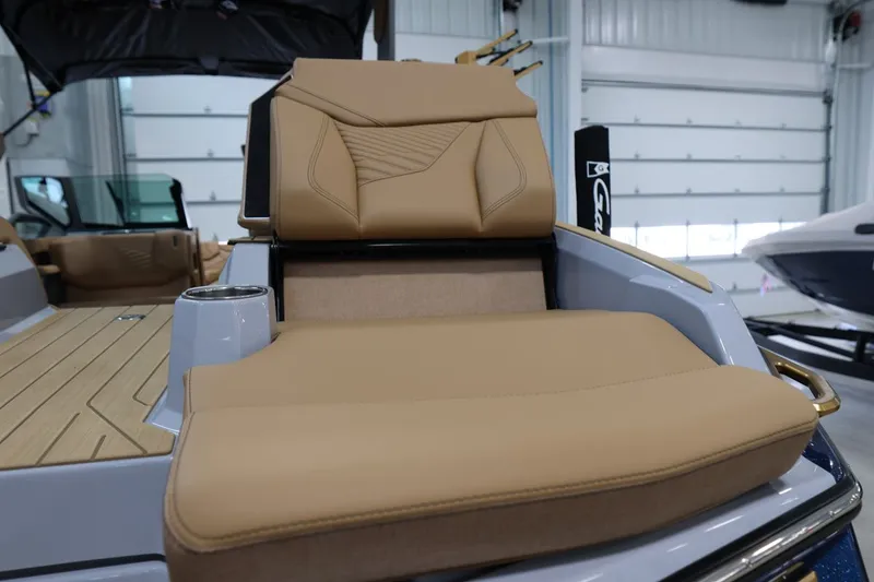 Slide: The Image of MasterCraft X24 2026 - 7