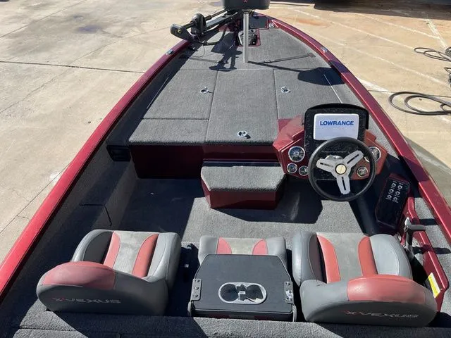 Slide: The Image of Vexus AVX1880 2019 - 25