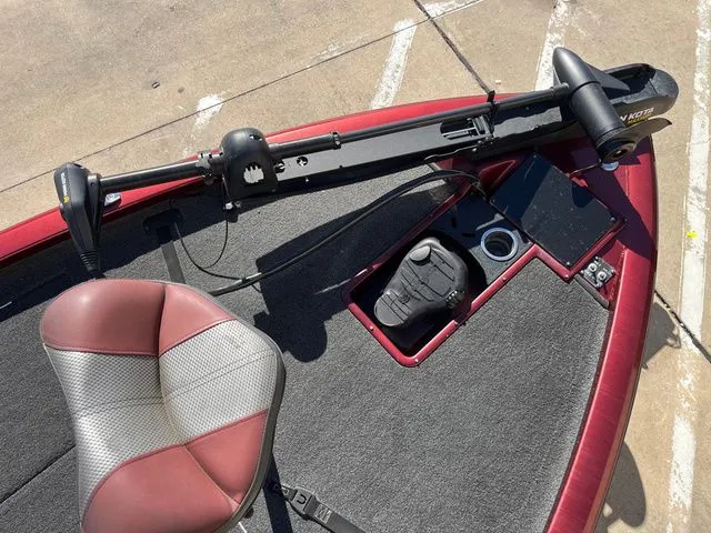 Slide: The Image of Vexus AVX1880 2019 - 6