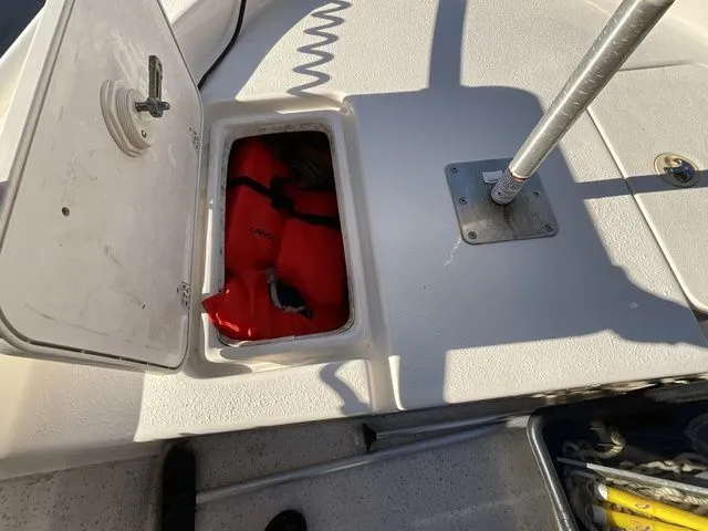 Slide: The Image of Carolina JVX18CC 2019 - 9