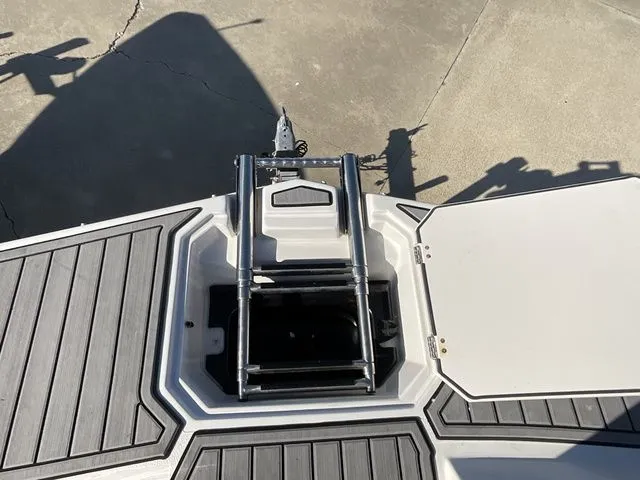 Slide: The Image of Starcraft SVX 171 OB 2023 - 8