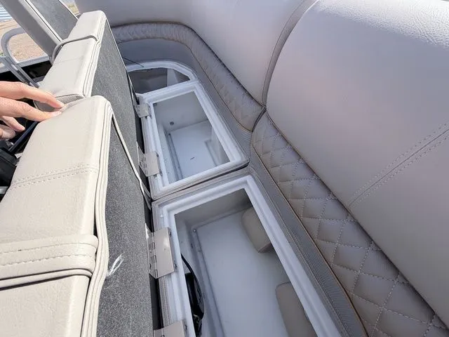 Slide: The Image of Ranger RP223FC 2023 - 12