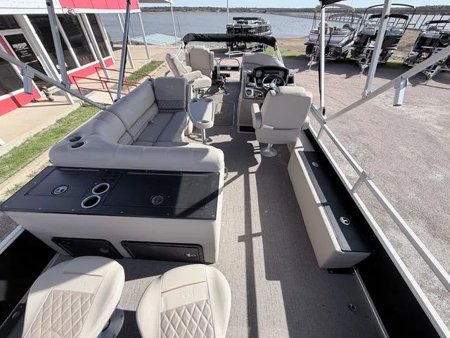 Slide: The Image of Ranger RP223FC 2023 - 37