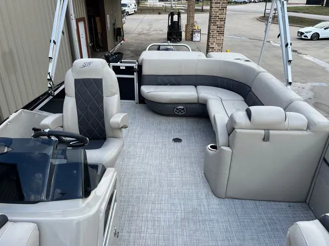 Slide: The Image of Silver Wave SW5 2410L 2021 - 11