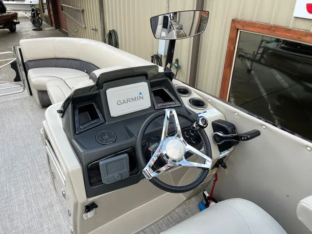 Slide: The Image of Silver Wave SW5 2410L 2021 - 13