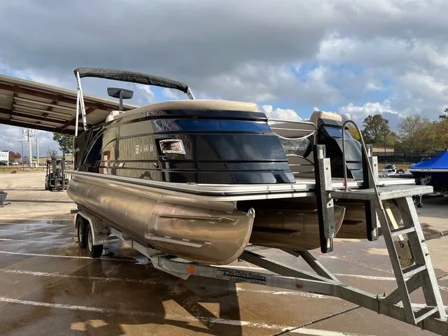 Slide: The Image of Silver Wave SW5 2410L 2021 - 3