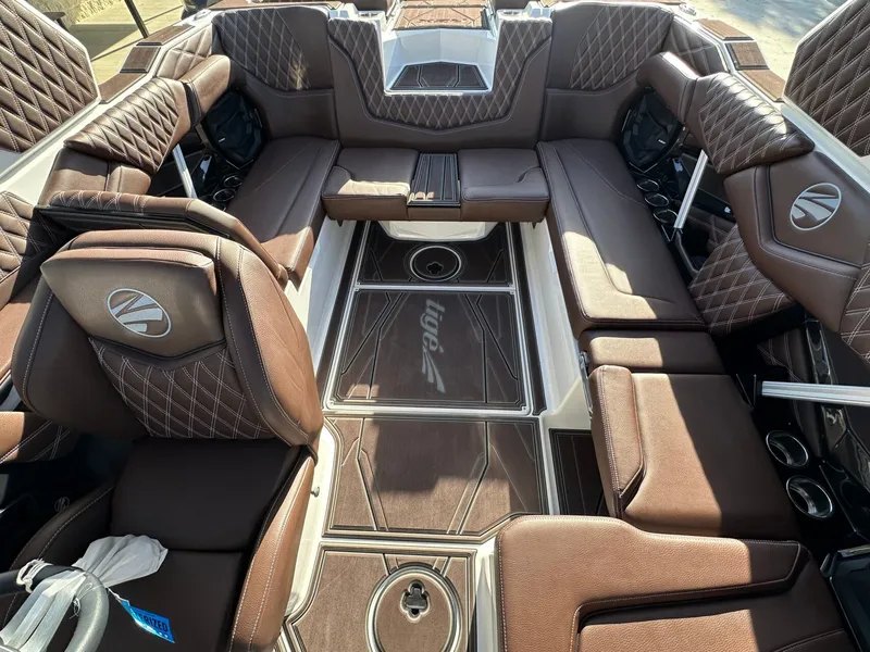 Slide: The Image of Tigé 22RZX 2026 - 24