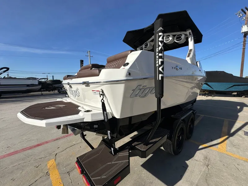 Slide: The Image of Tigé 22RZX 2026 - 3