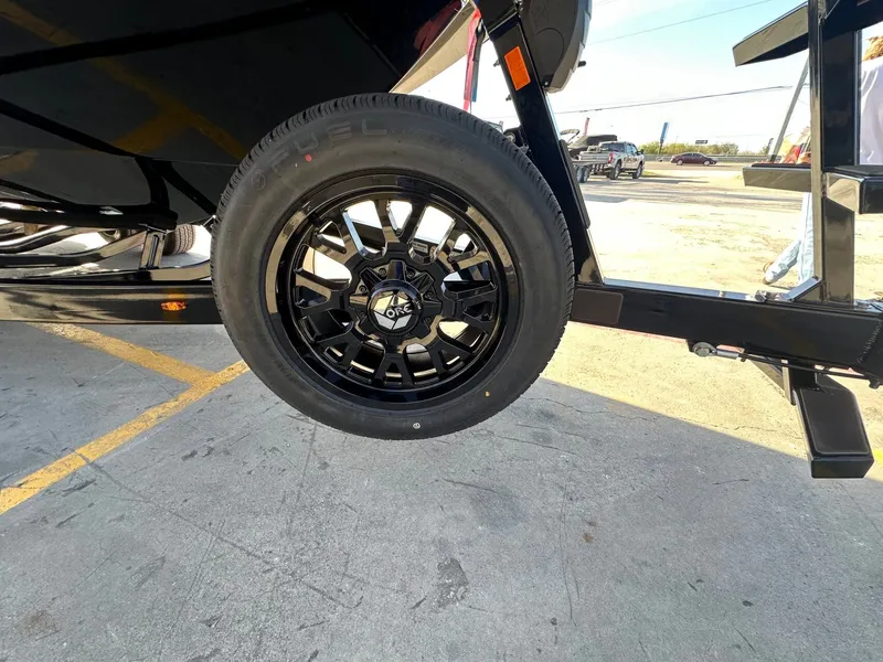 Slide: The Image of Tigé 22RZX 2026 - 35