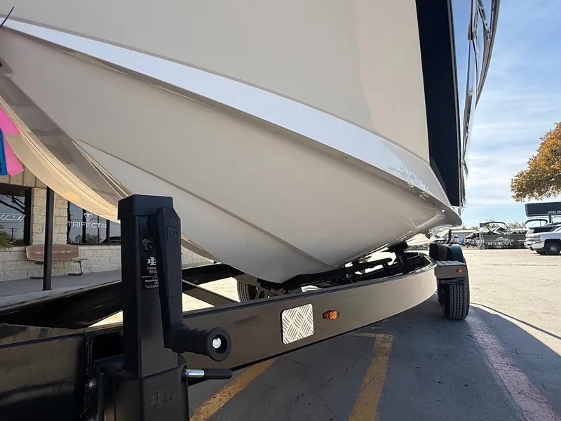 Slide: The Image of Nautique G23 2023 - 10