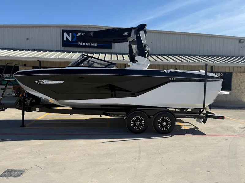 Slide: The Image of Nautique G23 2023 - 2