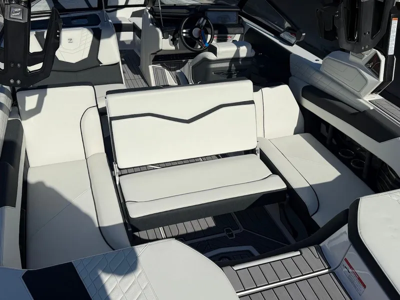 Slide: The Image of Nautique G23 2023 - 20