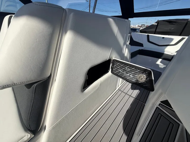 Slide: The Image of Nautique G23 2023 - 26