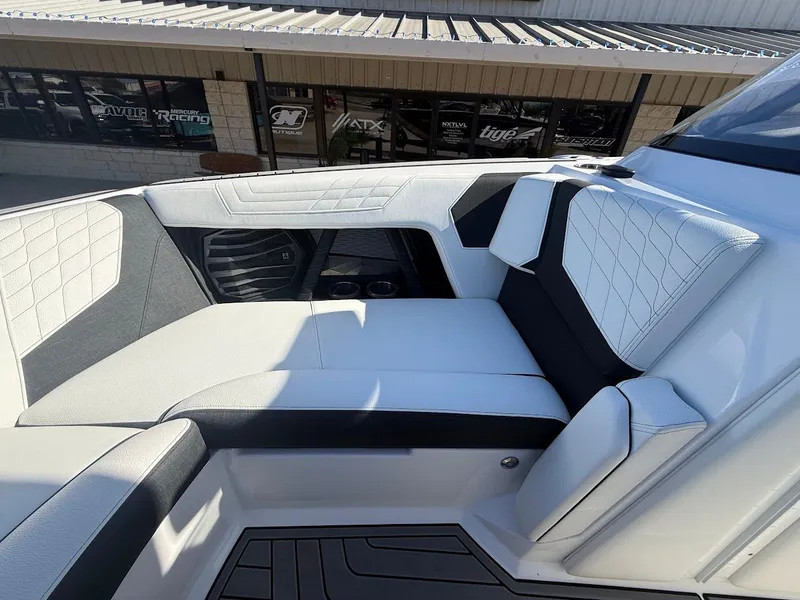 Slide: The Image of Nautique G23 2023 - 31