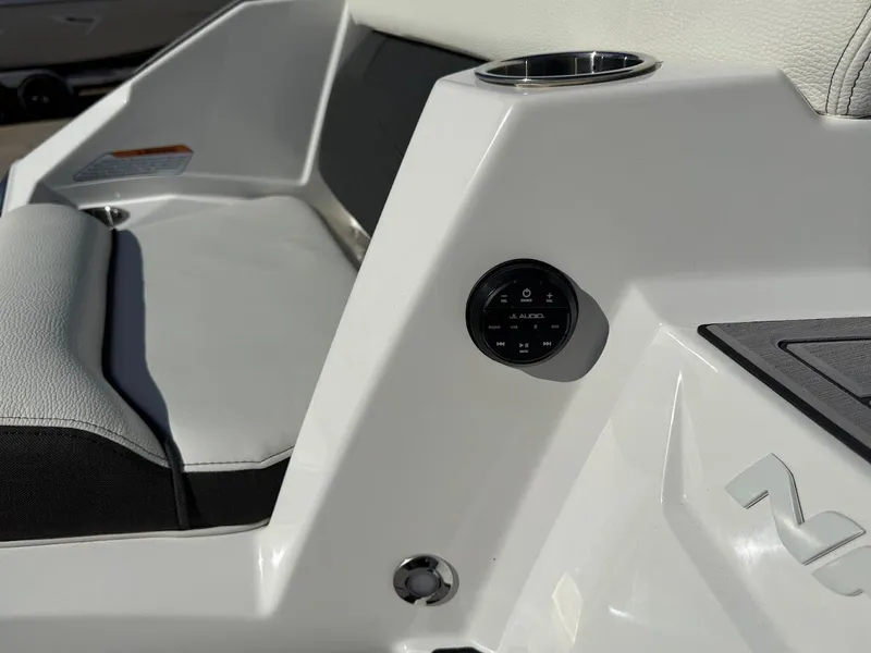 Slide: The Image of Nautique G23 2023 - 38