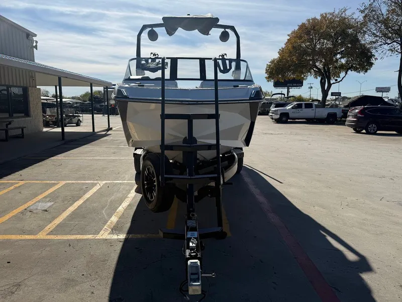 Slide: The Image of Nautique G23 2023 - 8