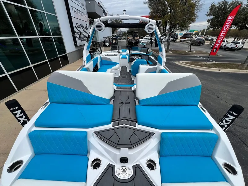 Slide: The Image of Tigé Z3 2024 - 15