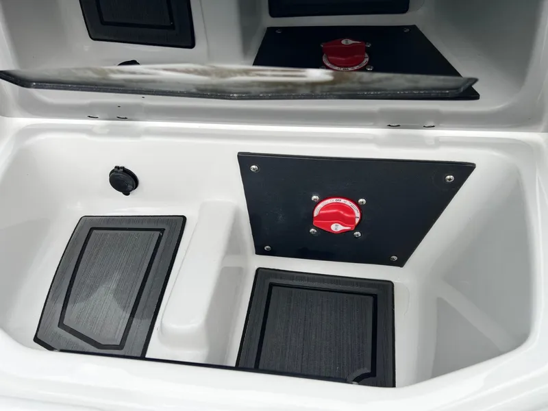 Slide: The Image of Tigé Z3 2024 - 27