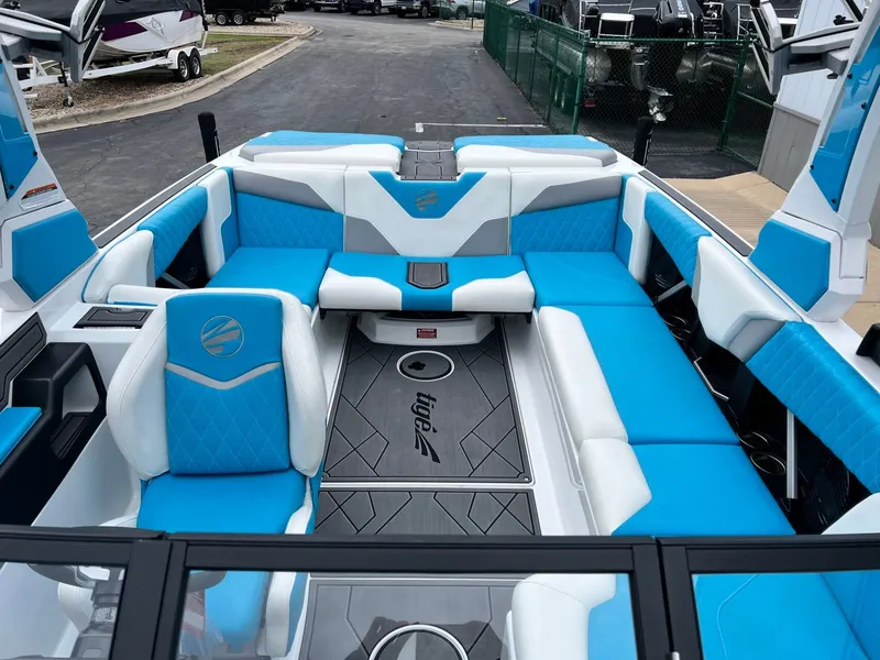 Slide: The Image of Tigé Z3 2024 - 29