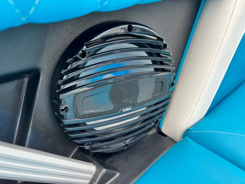 Slide: The Image of Tigé Z3 2024 - 33