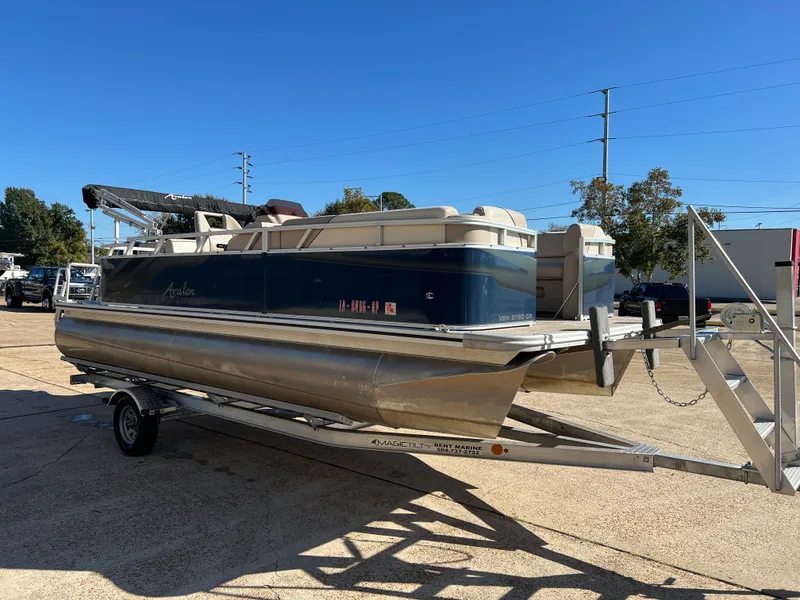 Slide: The Image of Avalon VENTURE 2180 CR 2023 - 6