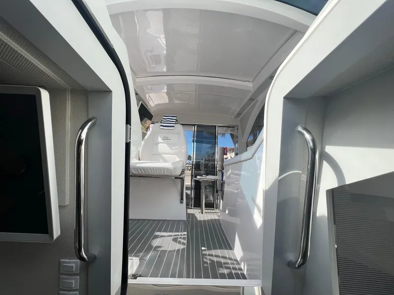 Slide: The Image of Interior of 2021 Evolve 400HT yacht with mounted TV and modern design. - 10