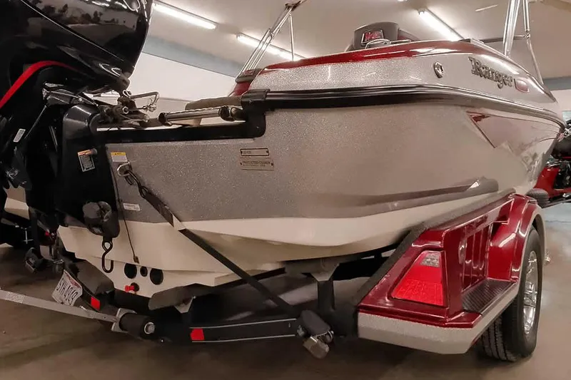 Slide: The Image of 2020 Ranger 1850MS Reata boat on trailer in indoor storage. - 18