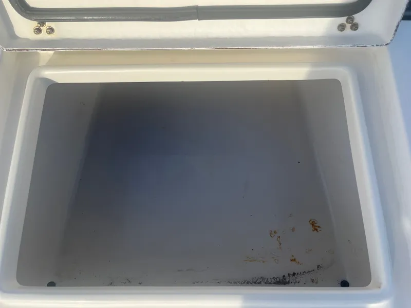 Slide: The Image of Blazer Bay 2200 Fisherman 2009 - 15