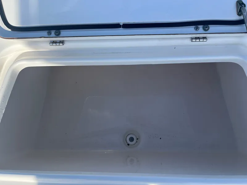 Slide: The Image of Sea Fox 200XT 2012 - 15