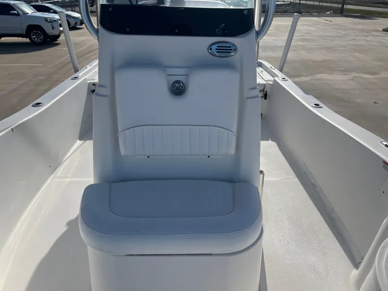 Slide: The Image of Sea Fox 200XT 2012 - 18