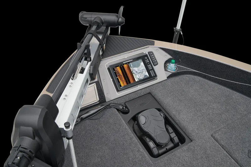 Slide: The Image of Ranger 622FS Pro 2026 - 16