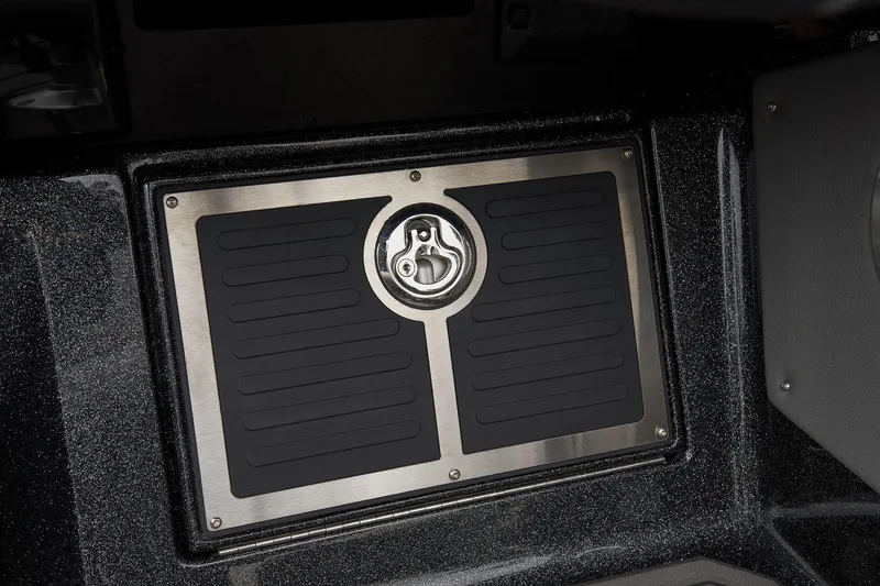 Slide: The Image of Ranger 622FS Pro 2026 - 42