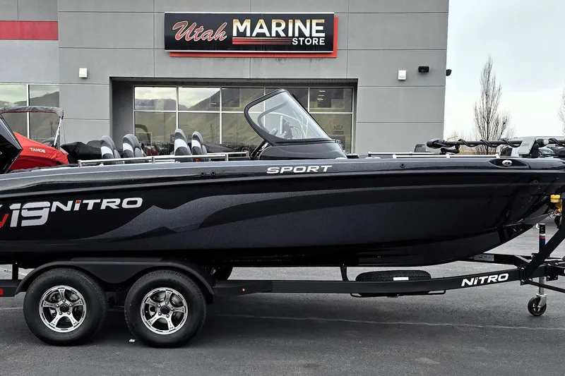 The Image of 2026 Nitro ZV19 Sport Pro boat displayed at Utah Marine Store. - 59