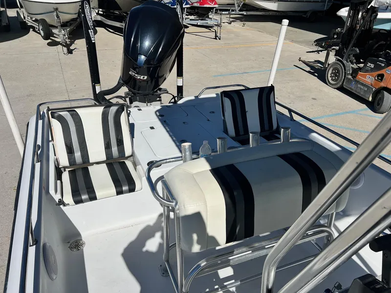 Slide: The Image of Champion 24 Bay Champ 2006 - 3