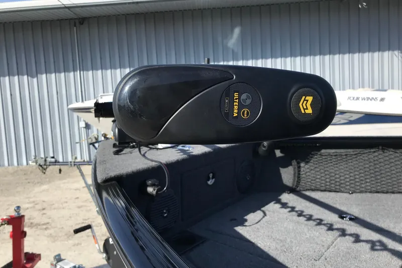 Slide: The Image of 2026 Lund 1775 Impact XS Sport boat with Minn Kota Ulterra trolling motor. - 13