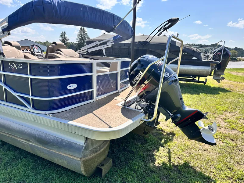 Slide: The Image of Bennington S SERIES 22 SCWX PONTOON 2021 - 3