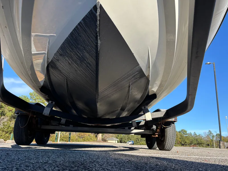 Slide: The Image of Brig Navigator 610 2019 - 31