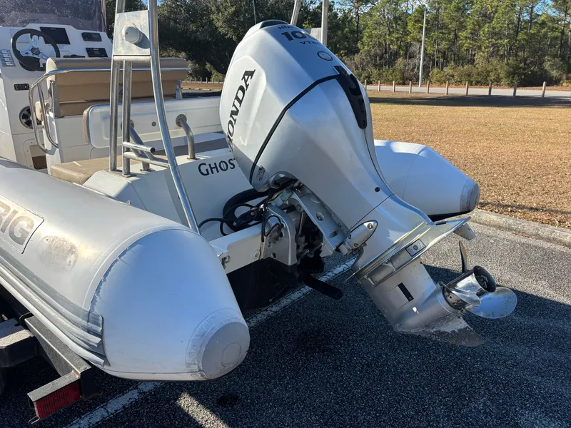 Slide: The Image of Brig Navigator 610 2019 - 4