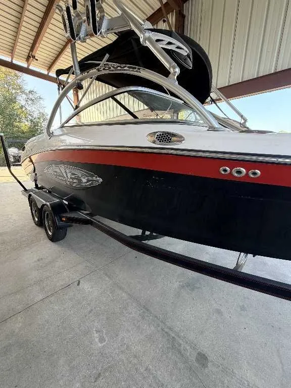 Slide: The Image of Nautique 226 2005 - 18