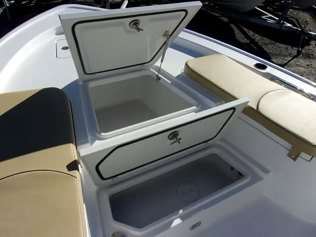 Slide: The Image of Sportsman Masters 227 Bay Boat 2025 - 5