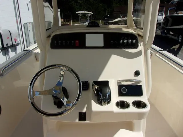 Slide: The Image of Grady-White Fisherman 216 2025 - 9