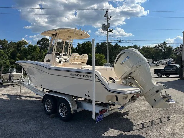 Slide: The Image of Grady-White Fisherman 236 2025 - 19