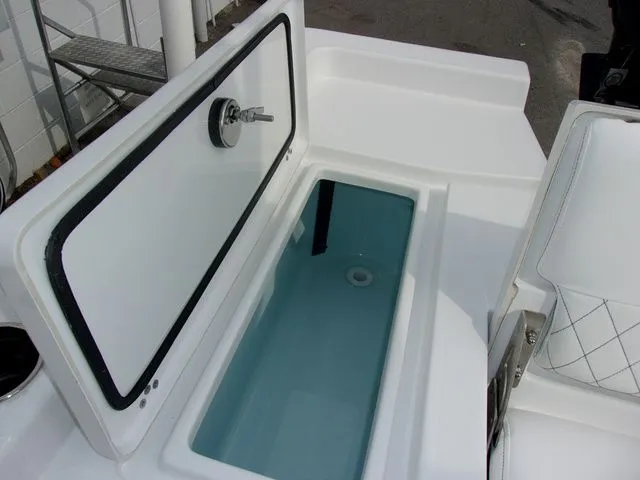 Slide: The Image of Sportsman Masters 227 Bay Boat 2024 - 11