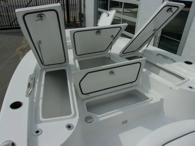 Slide: The Image of Sportsman Masters 227 Bay Boat 2024 - 3
