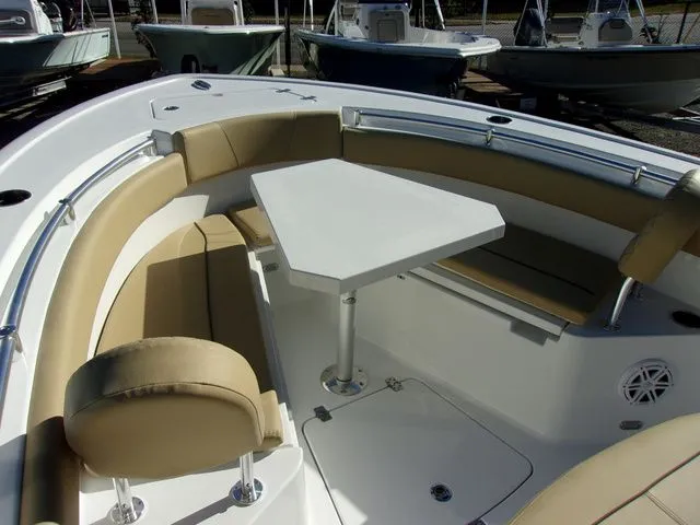 Slide: The Image of Sportsman Open 212 Center Console 2025 - 6